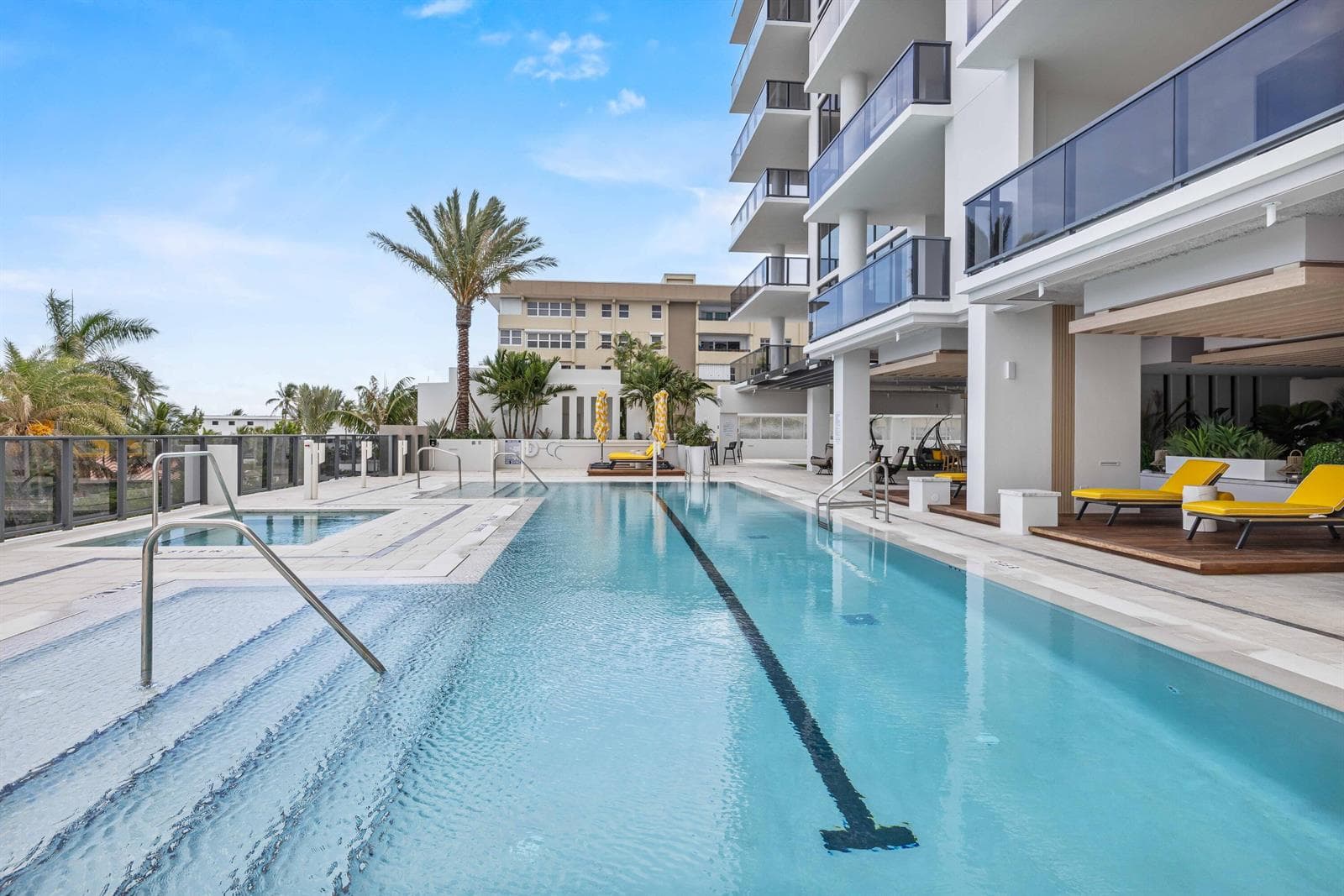 Resort Style Pool & Spa