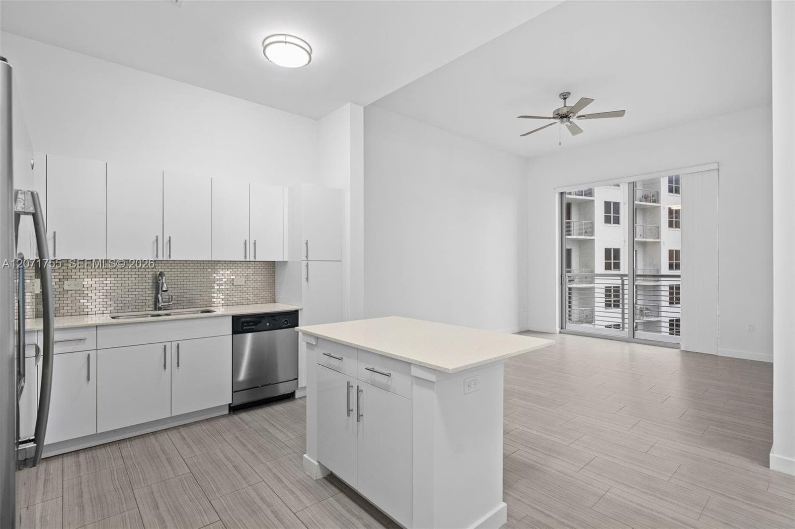 1776 Polk St · #803 in Hollywood - Photo 6