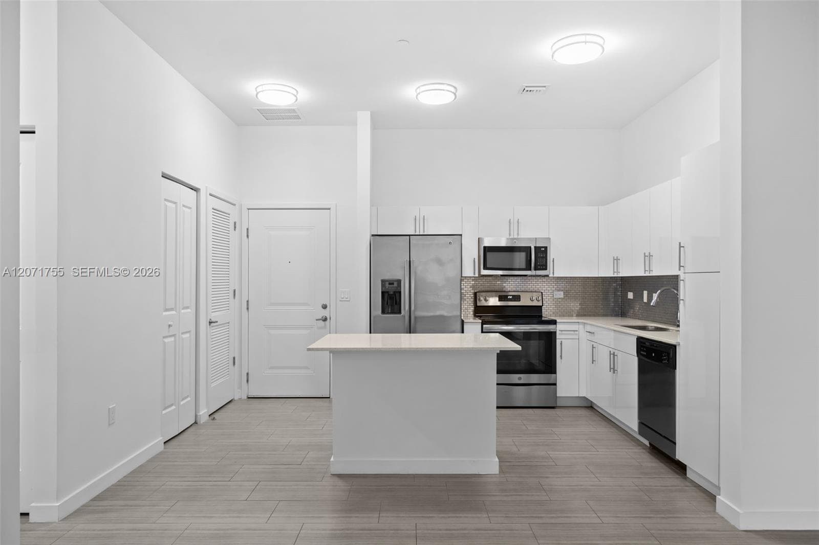 1776 Polk St · #803 in Hollywood - Photo 7