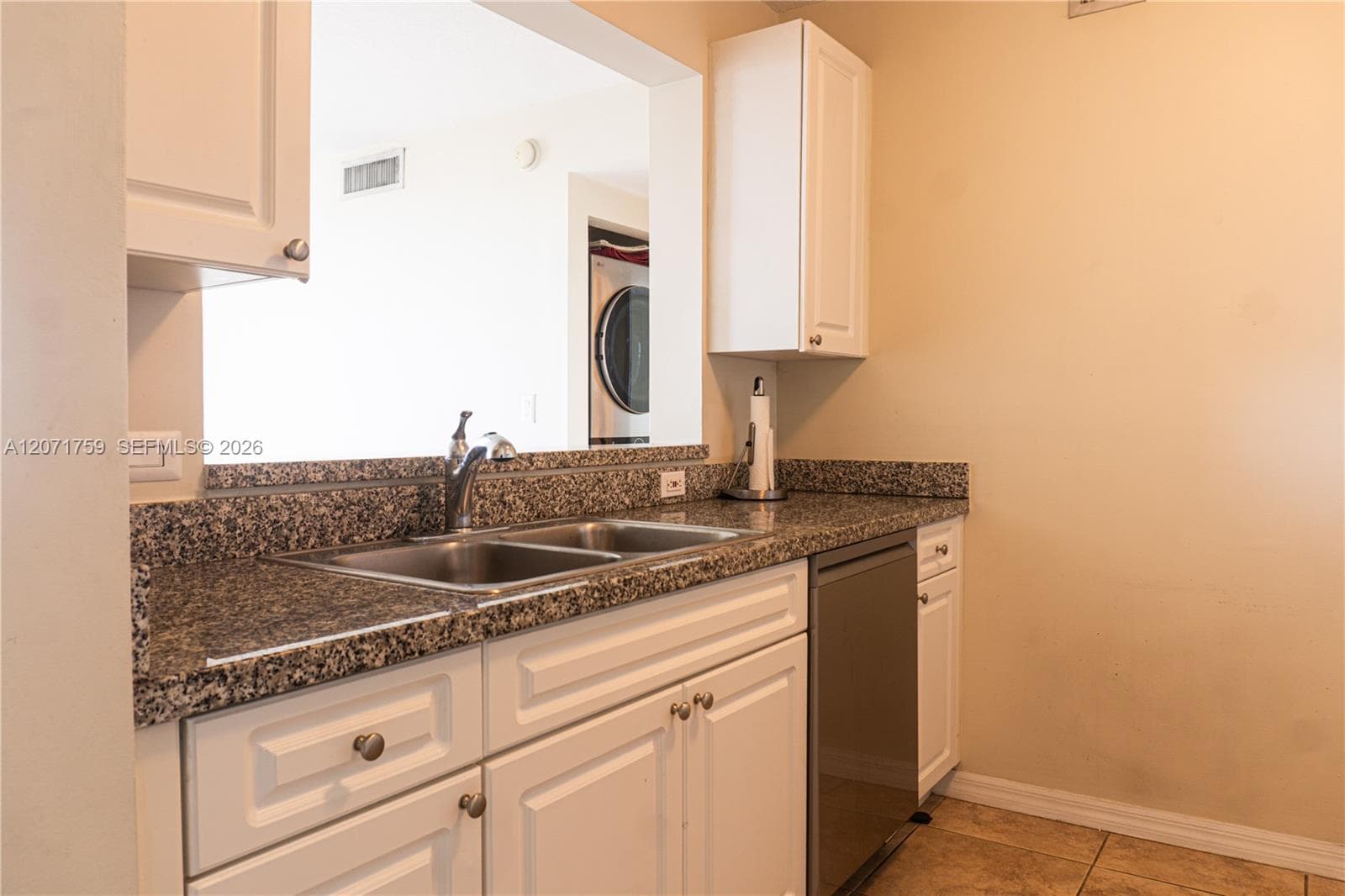 BRICKELL VISTA CONDO · #1503 in Miami - Photo 5