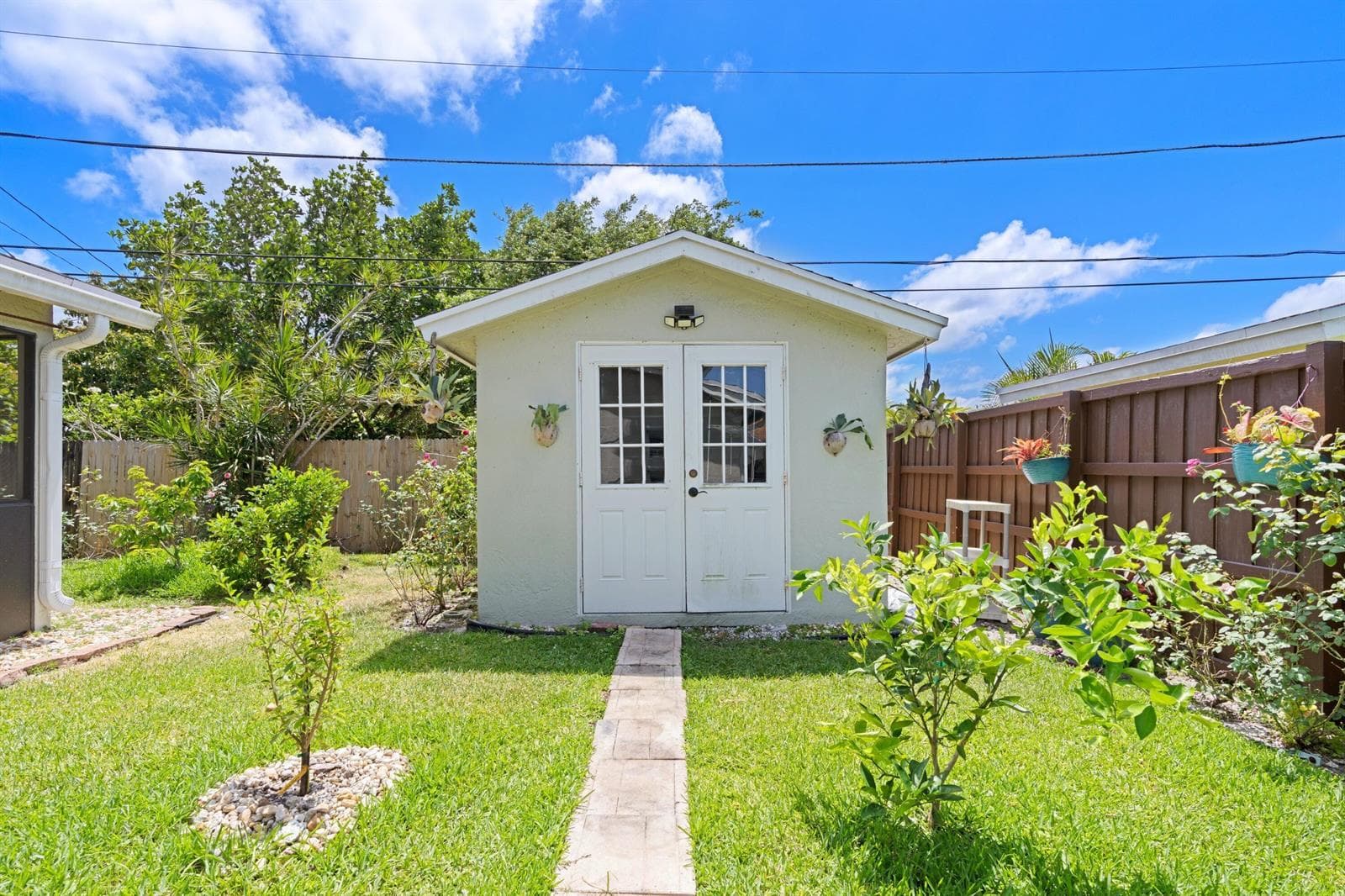 Shed