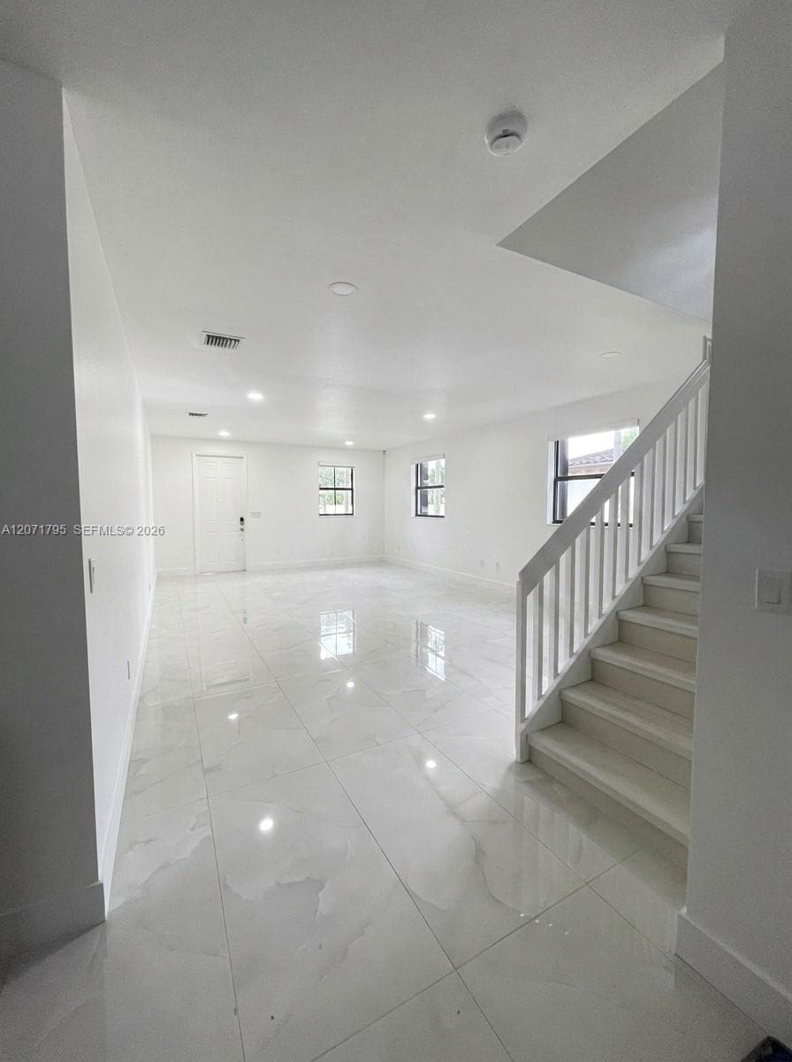 9260 W 35th Ln photo 3