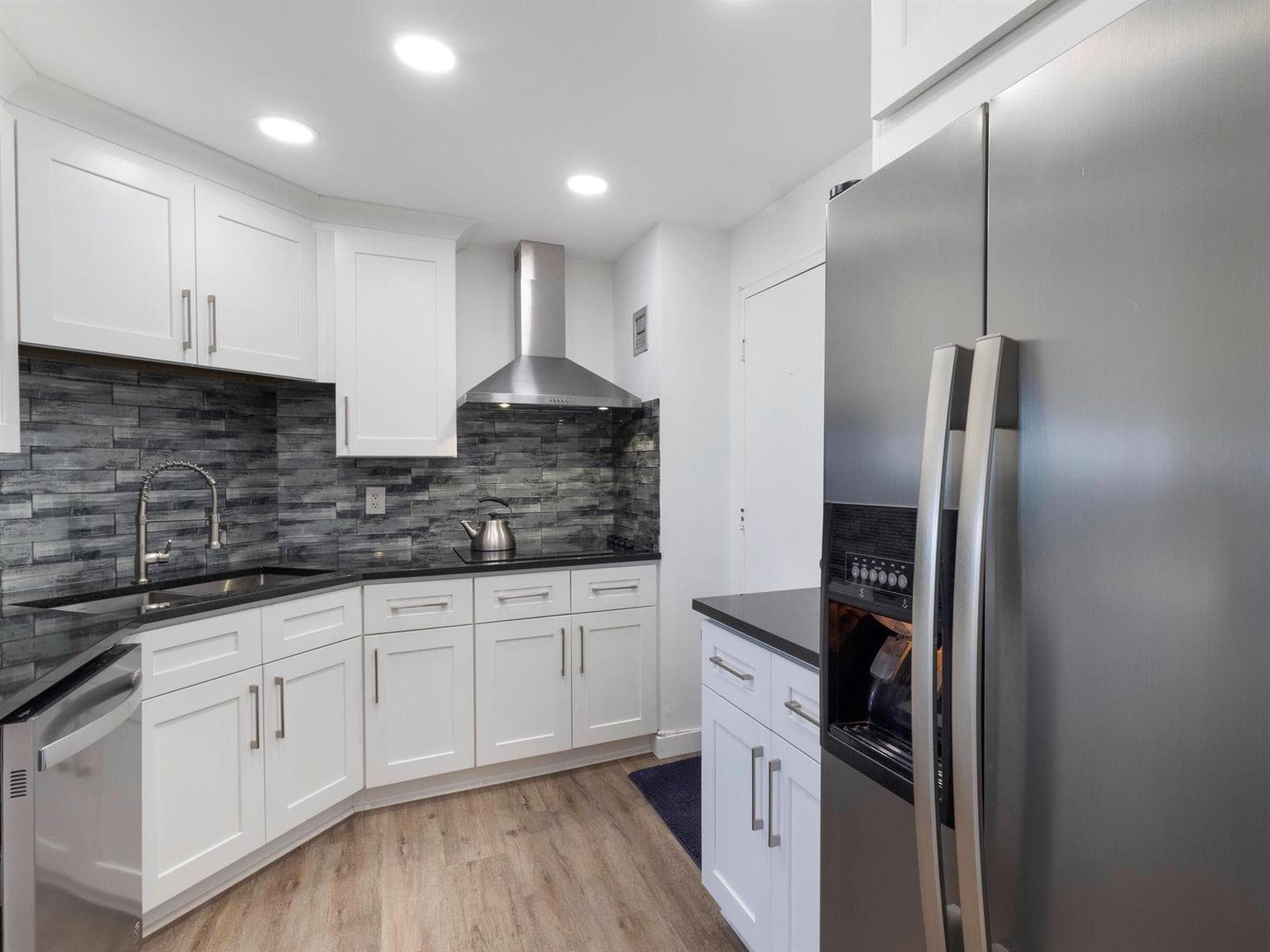 Kitchen_1