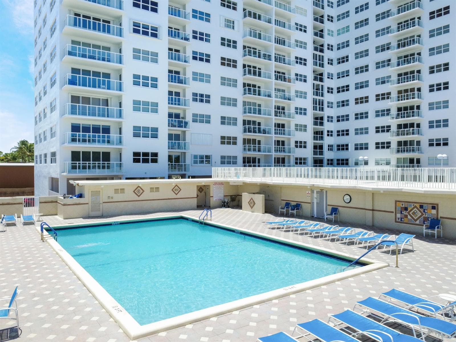 Pool_1