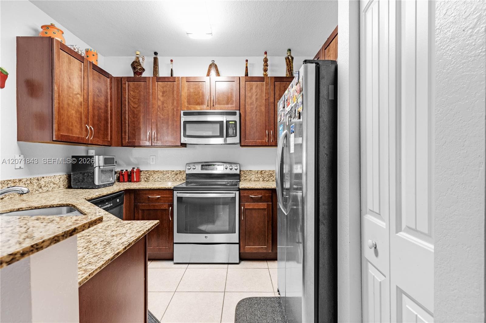 14061 SW 276th St photo 4