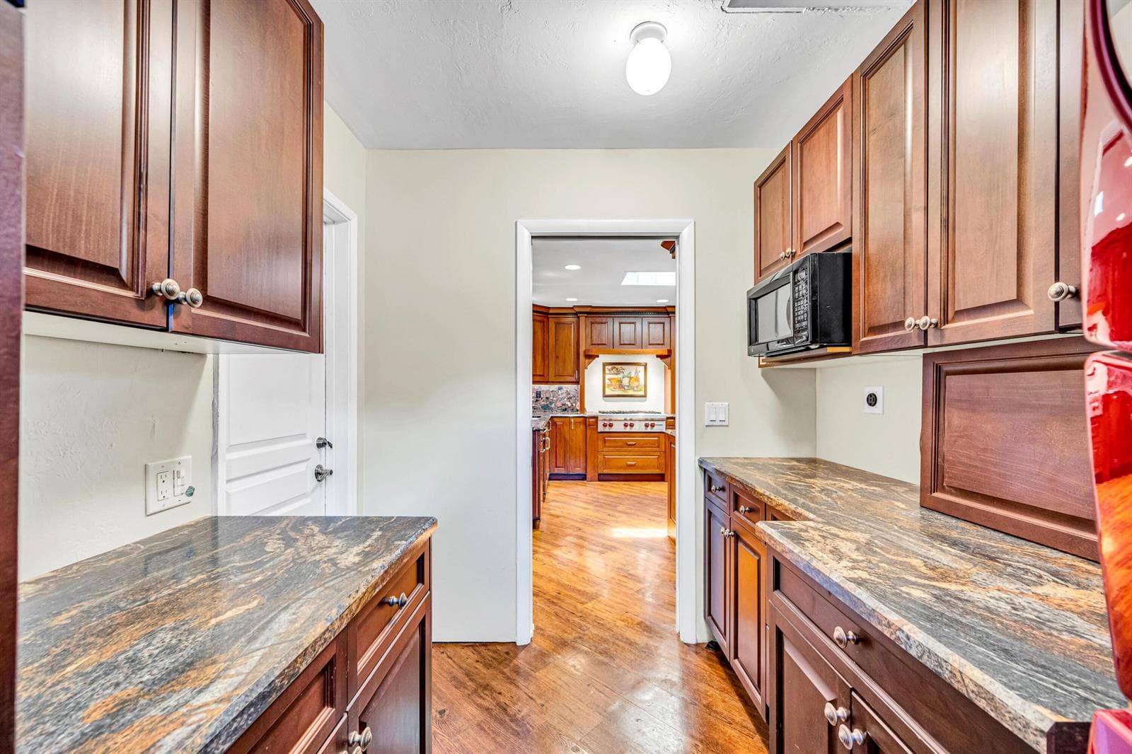 1200 ORANGE ISLE-52