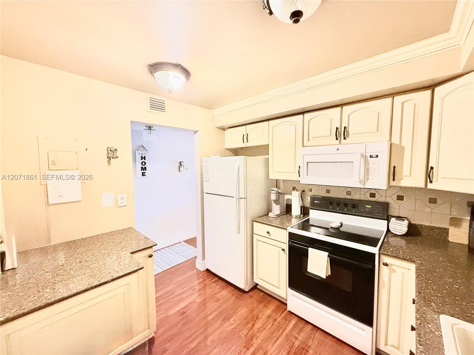 THE OLYMPUS CONDO · #1107 in Hallandale Beach - Photo 2