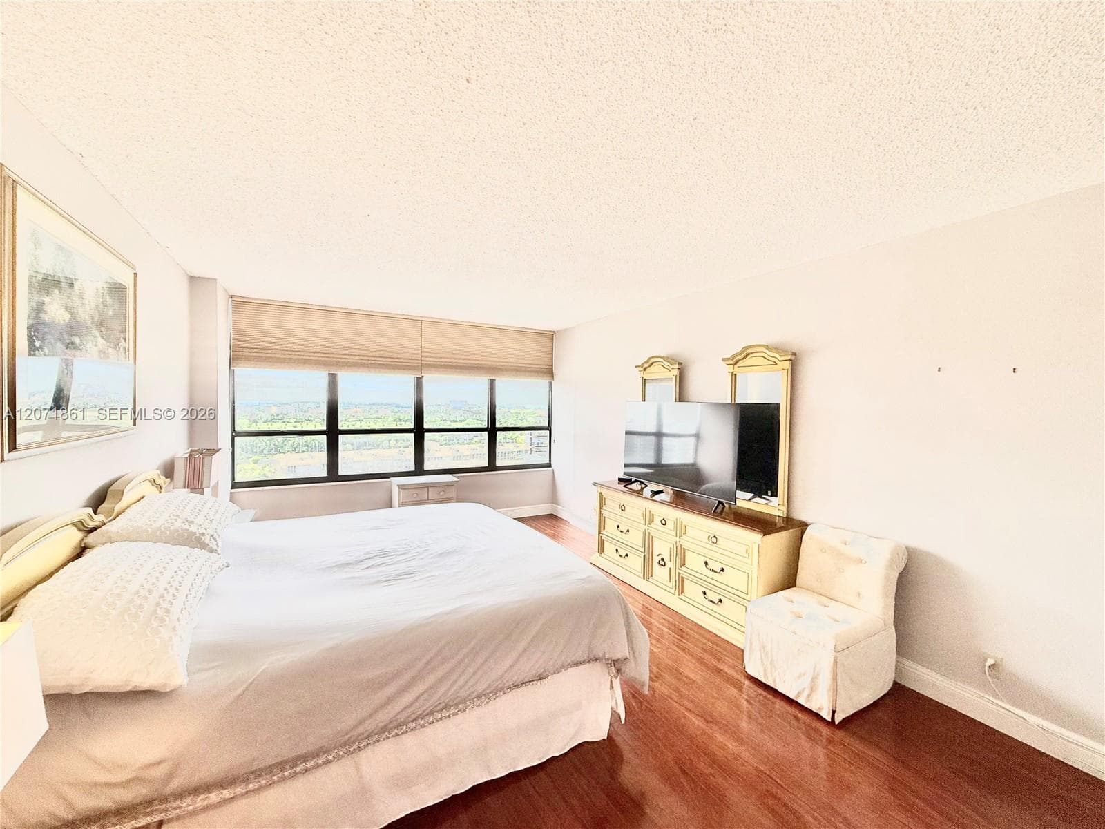 THE OLYMPUS CONDO · #1107 in Hallandale Beach - Photo 14