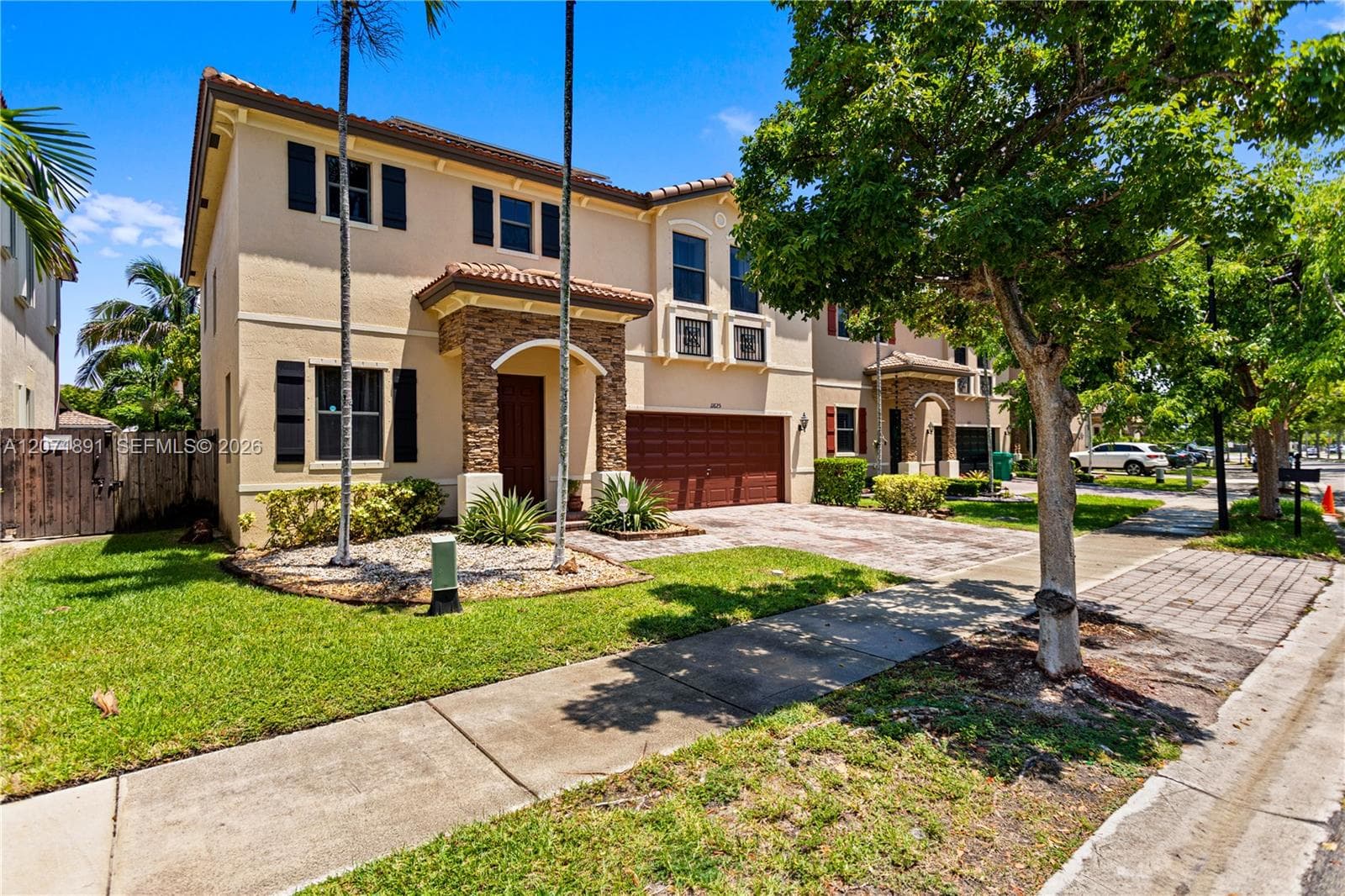 11625 SW 234th St photo 2