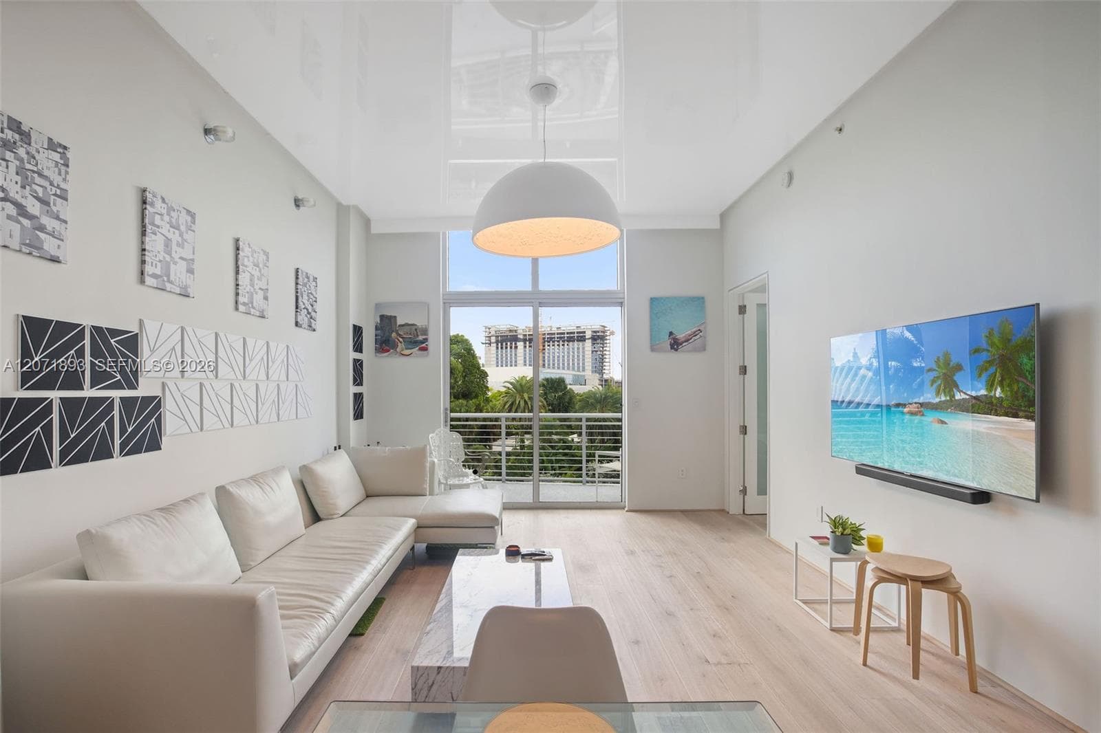 THE MERIDIAN CONDO · #518 in Miami Beach - Photo 2