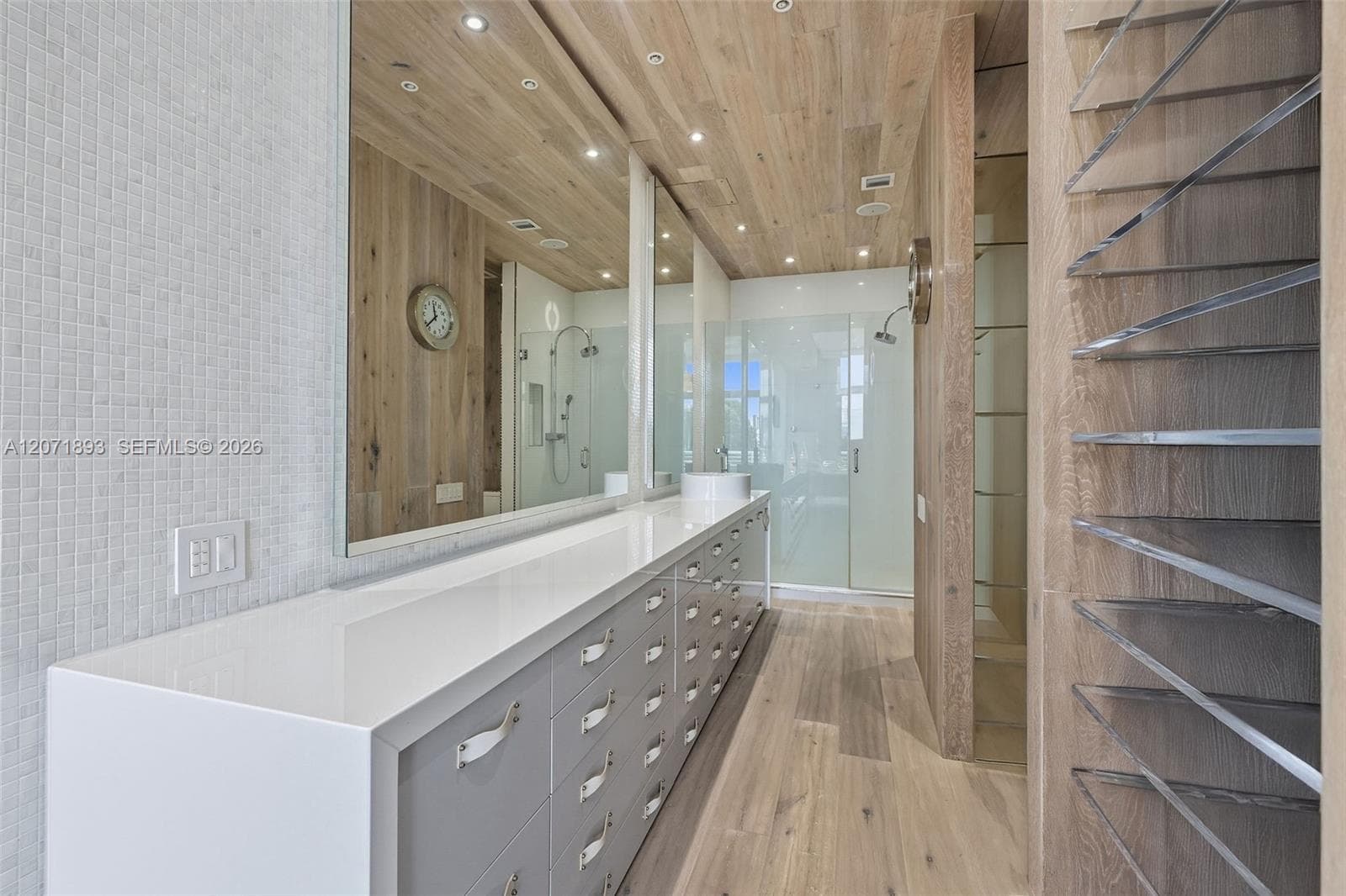 THE MERIDIAN CONDO · #518 in Miami Beach - Photo 17