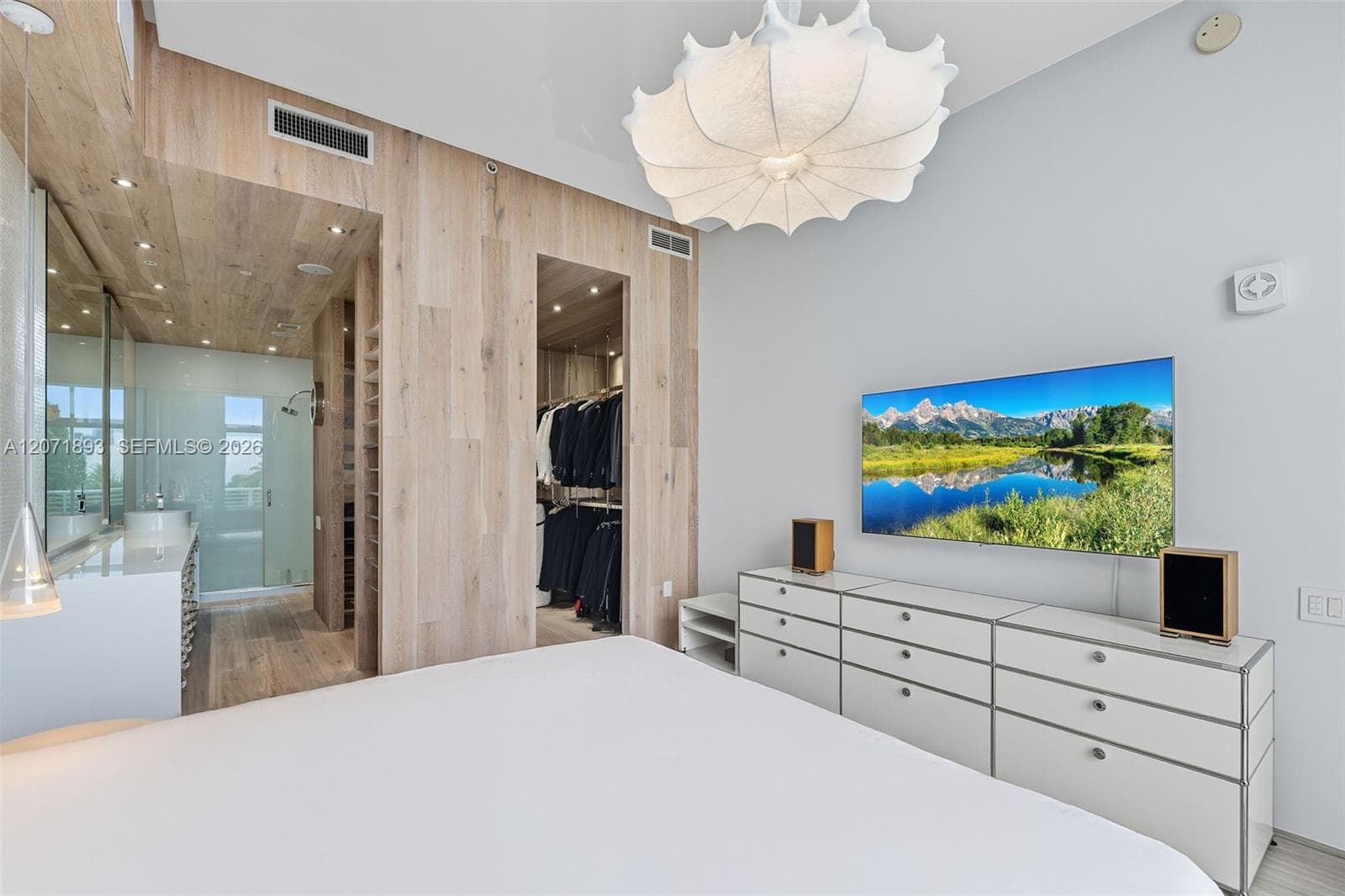 THE MERIDIAN CONDO · #518 in Miami Beach - Photo 16