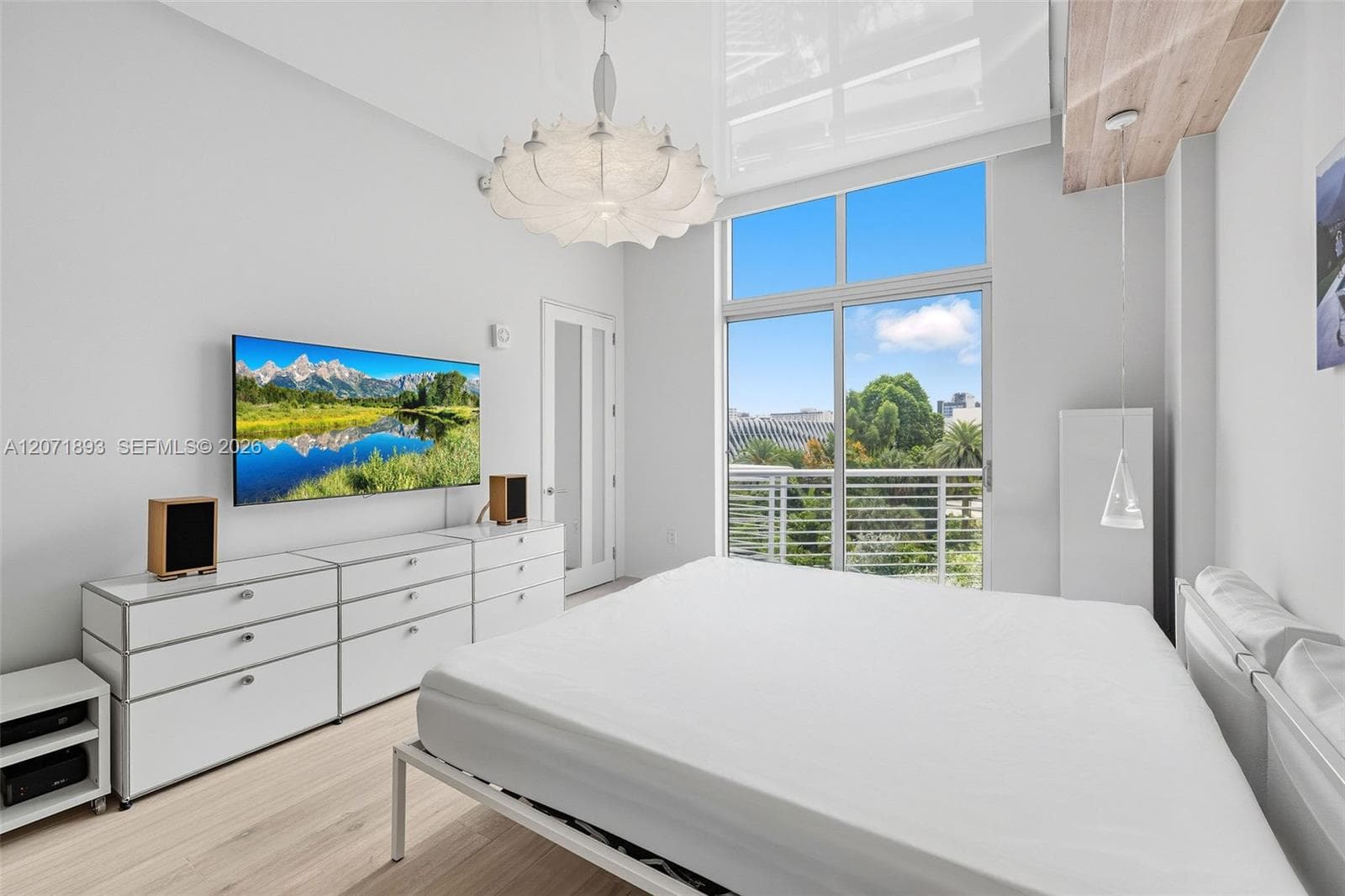 THE MERIDIAN CONDO · #518 in Miami Beach - Photo 15