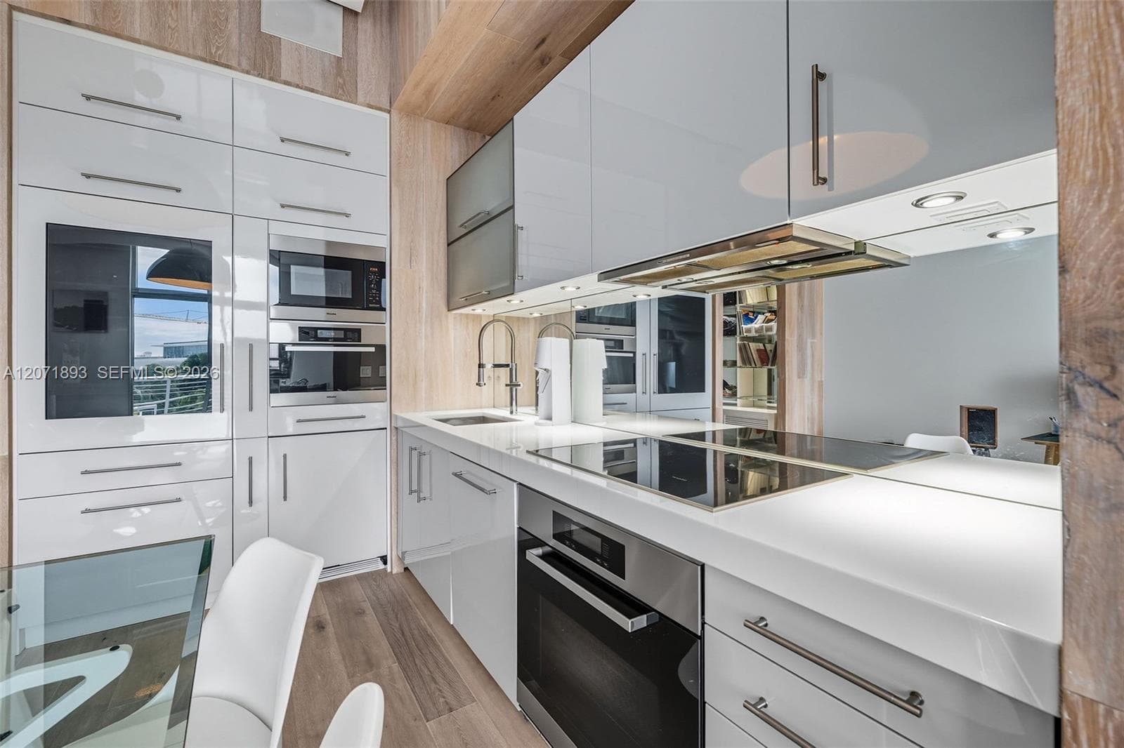 THE MERIDIAN CONDO · #518 in Miami Beach - Photo 8