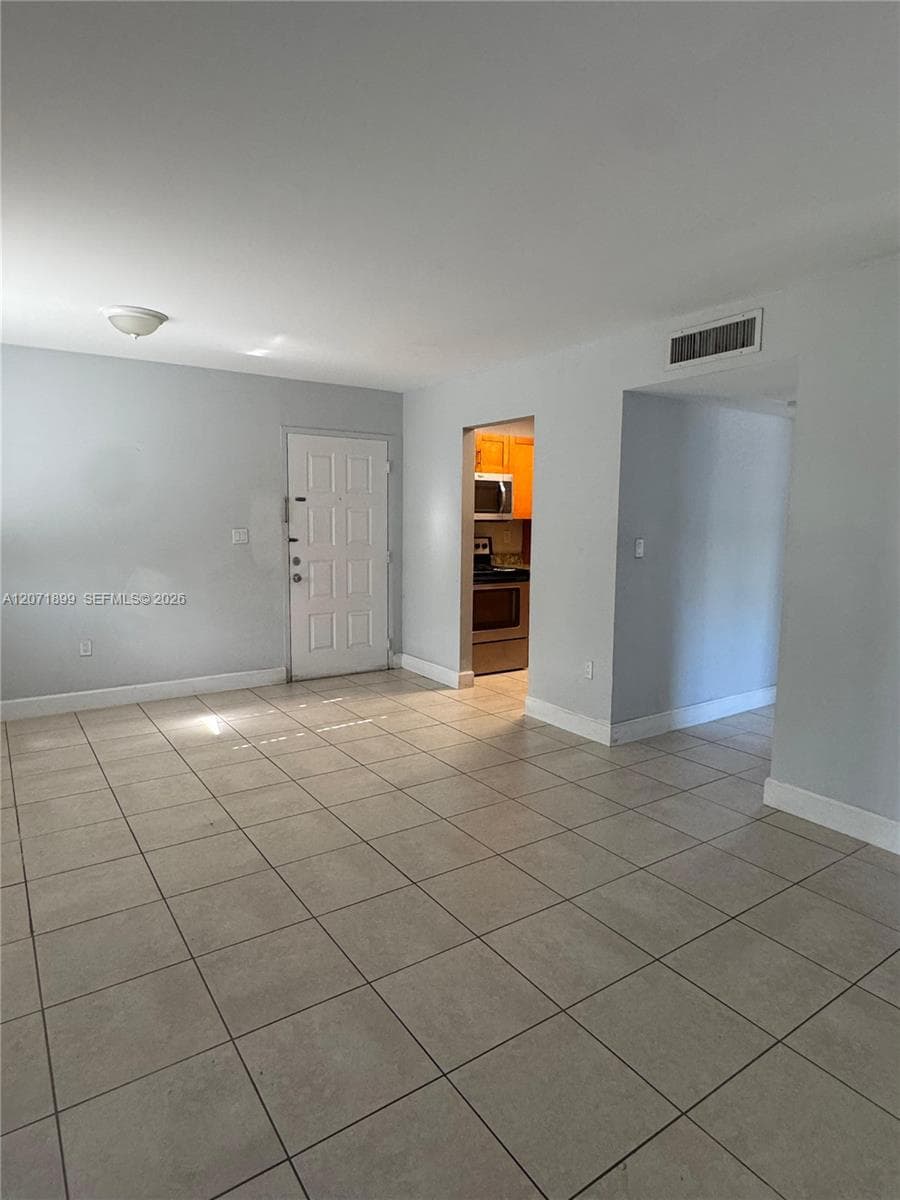 MAGNOLIA LANE CONDO · #105-1 in Miami - Photo 6