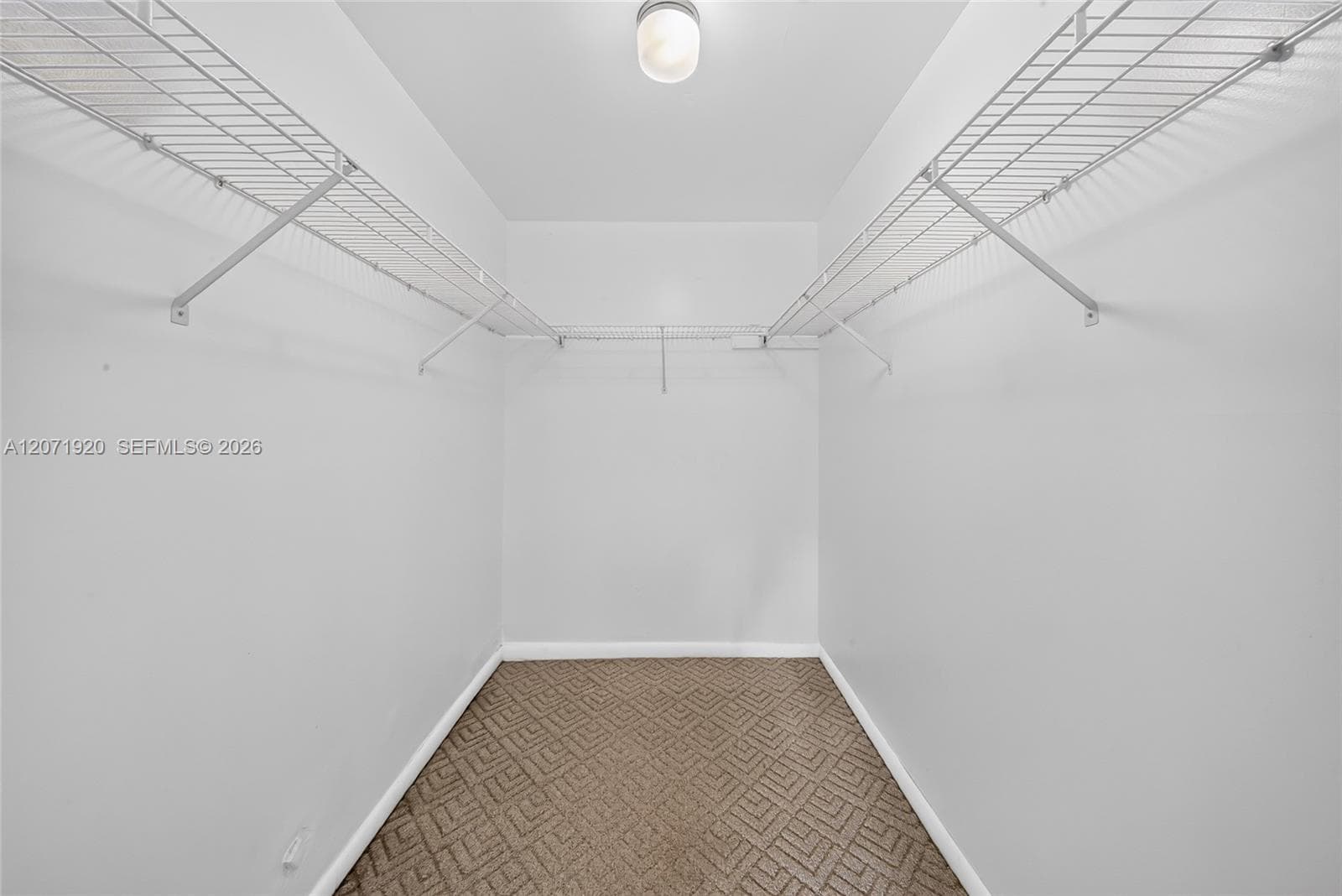 13504 SW 102nd Ln photo 13