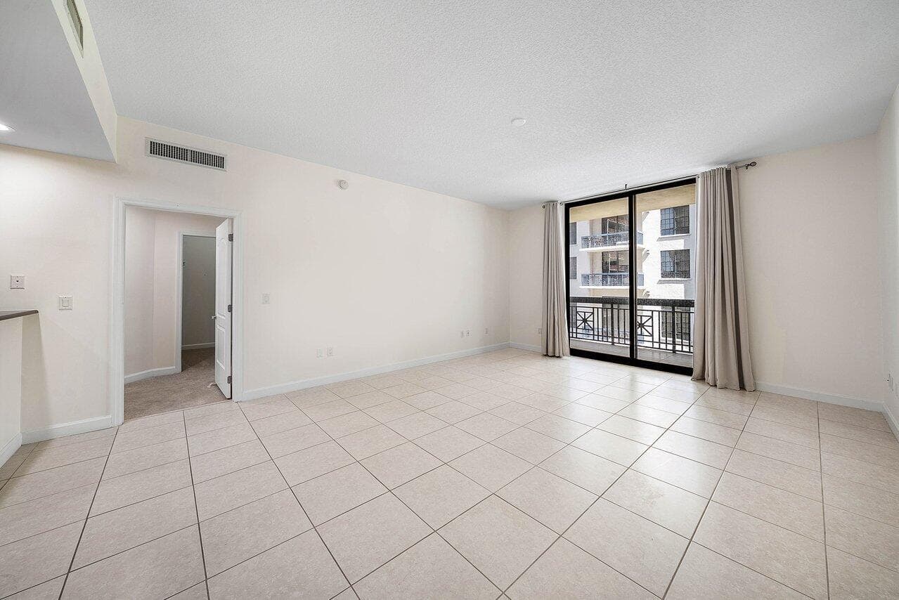 008-801SouthOliveAvenue-715-WestPalmBeac