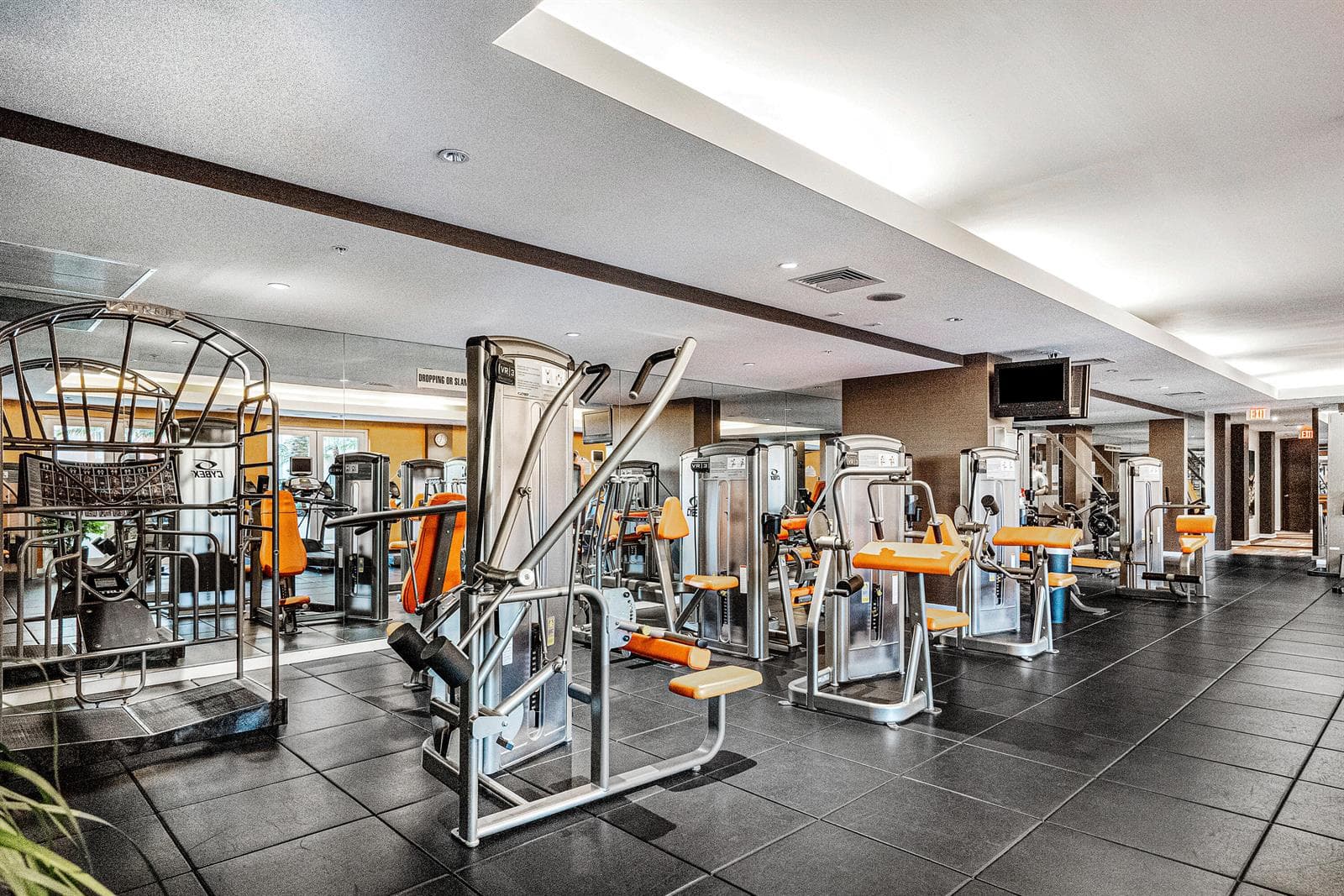 039-550OkeechobeeBoulevard-WestPalmBeach