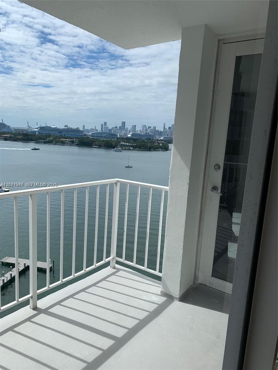 BAYVIEW TERR CONDO · #1415 in Miami Beach - Photo 2