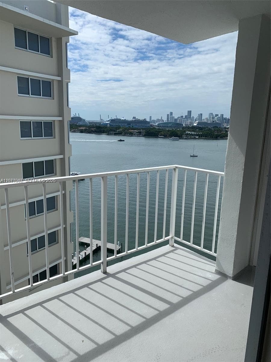 BAYVIEW TERR CONDO · #1415 in Miami Beach - Photo 22