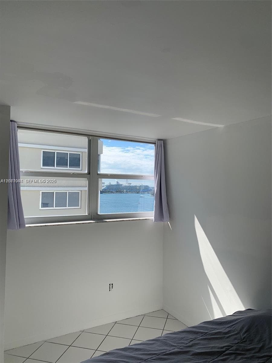 BAYVIEW TERR CONDO · #1415 in Miami Beach - Photo 11