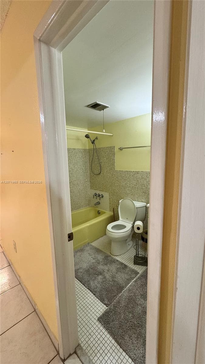 RO-MONT SOUTH CONDO E · #E20 in Miami Gardens - Photo 8