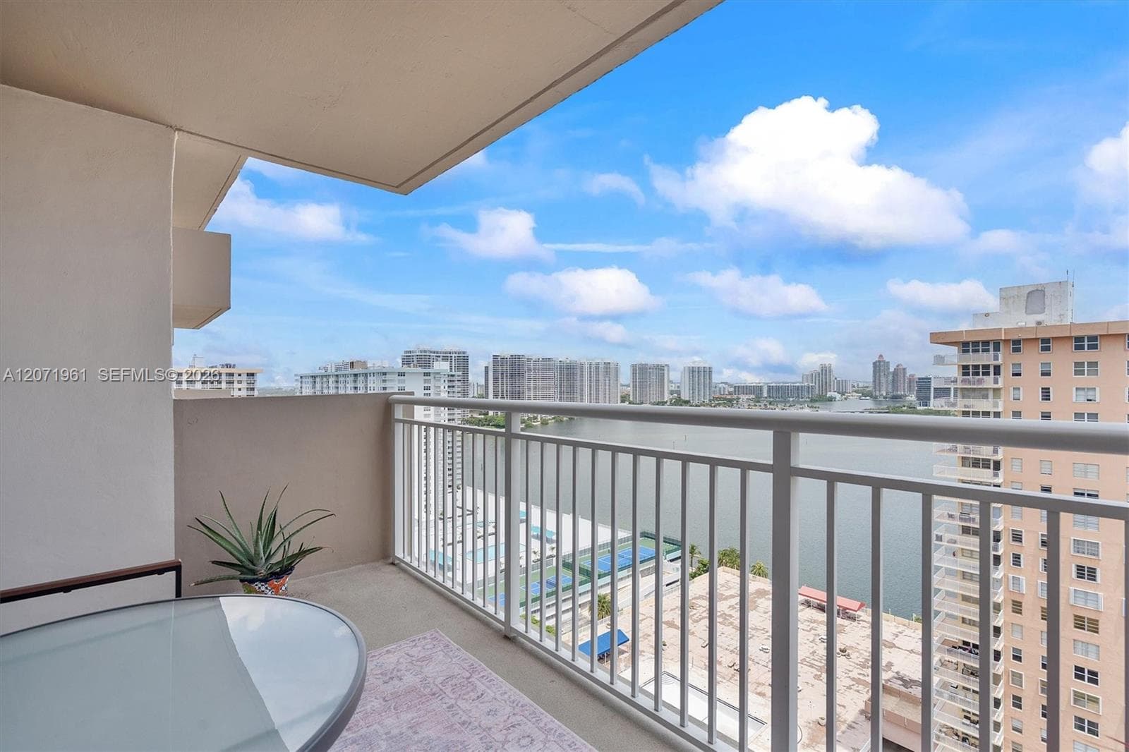 Winston Towers 100 · #2211 in Sunny Isles Beach - Photo 2