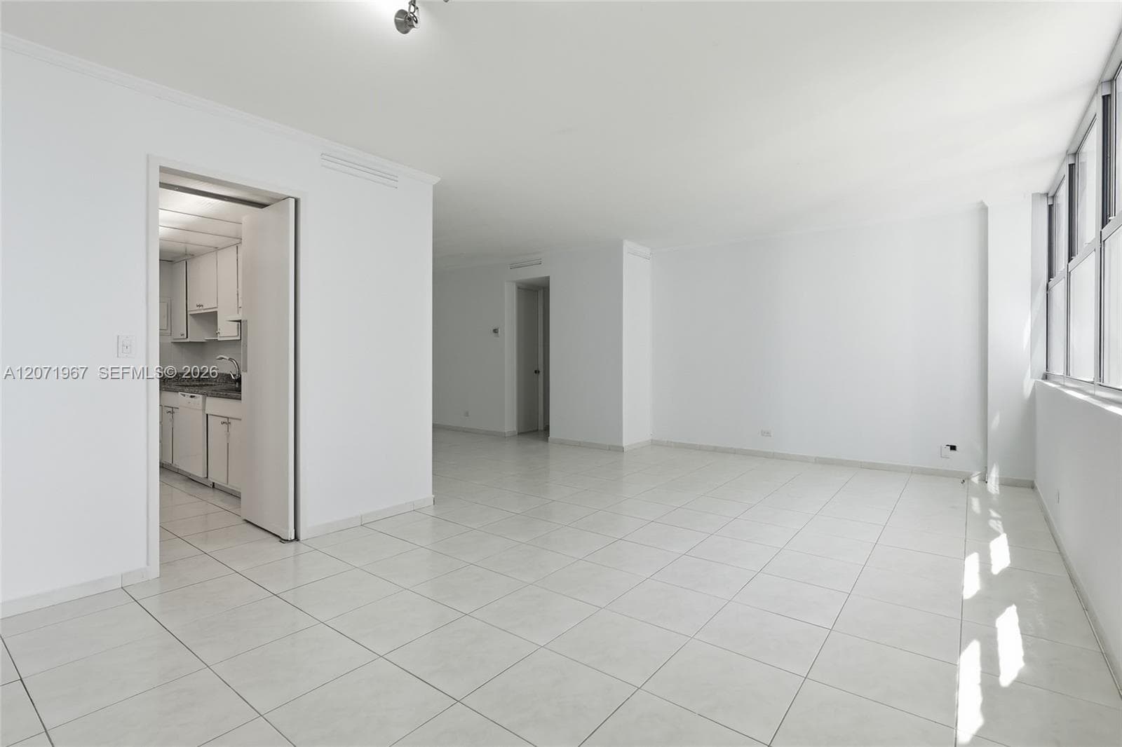 CRYSTAL HOUSE CONDO · #11F in Miami Beach - Photo 7