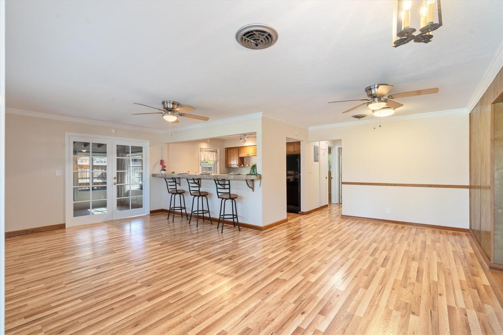 04-2107 N 15th Ave Hollywood, FL-100 - C
