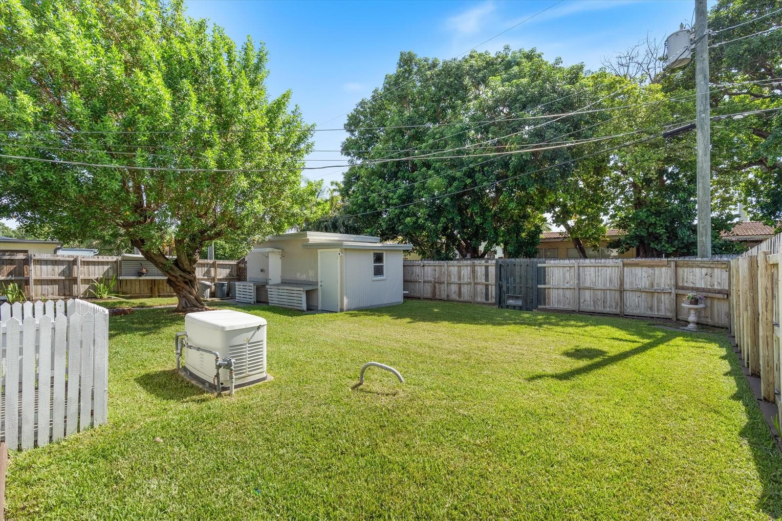 35-2107 N 15th Ave Hollywood, FL-127