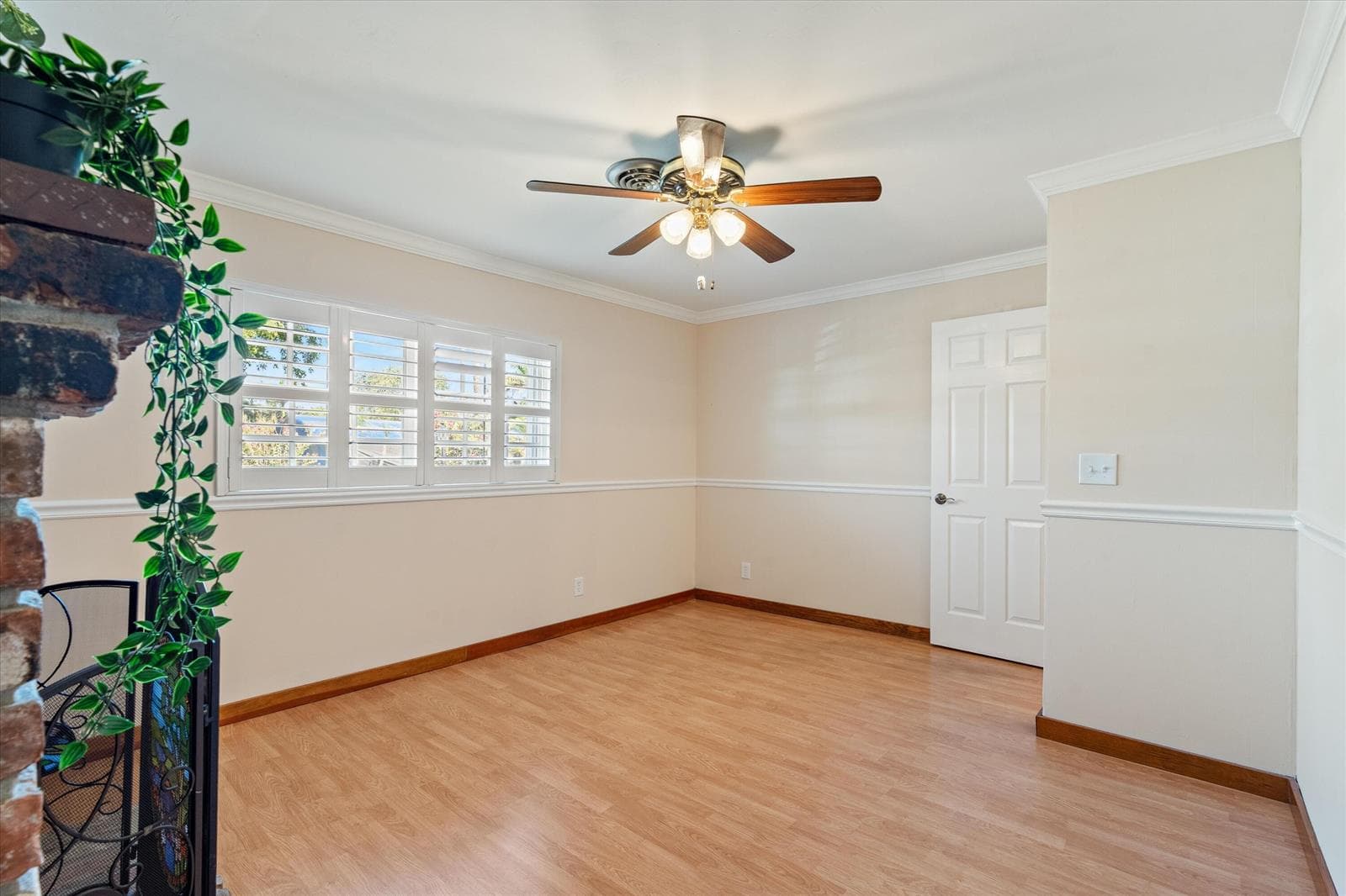 27-2107 N 15th Ave Hollywood, FL-116