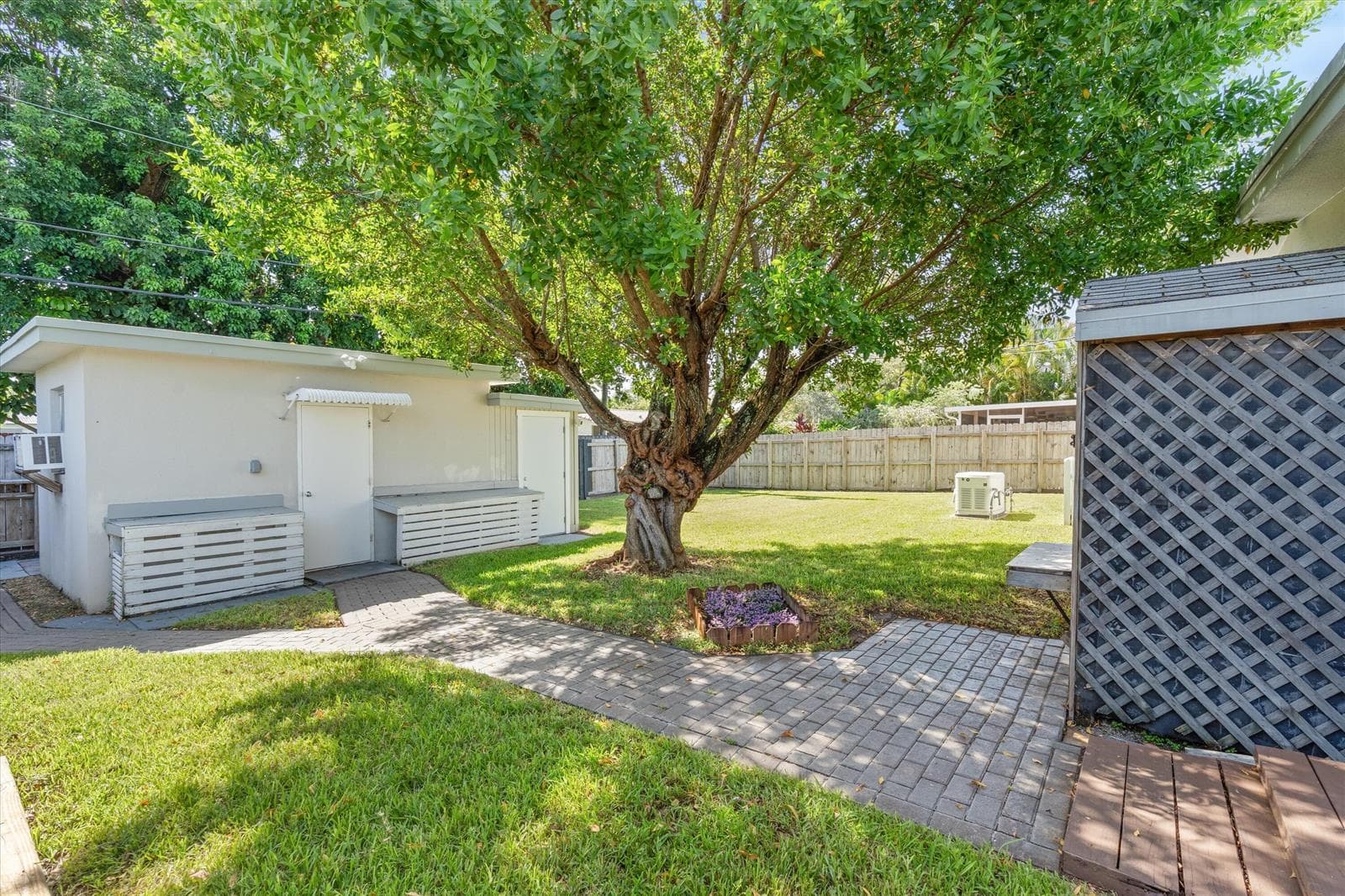 34-2107 N 15th Ave Hollywood, FL-126