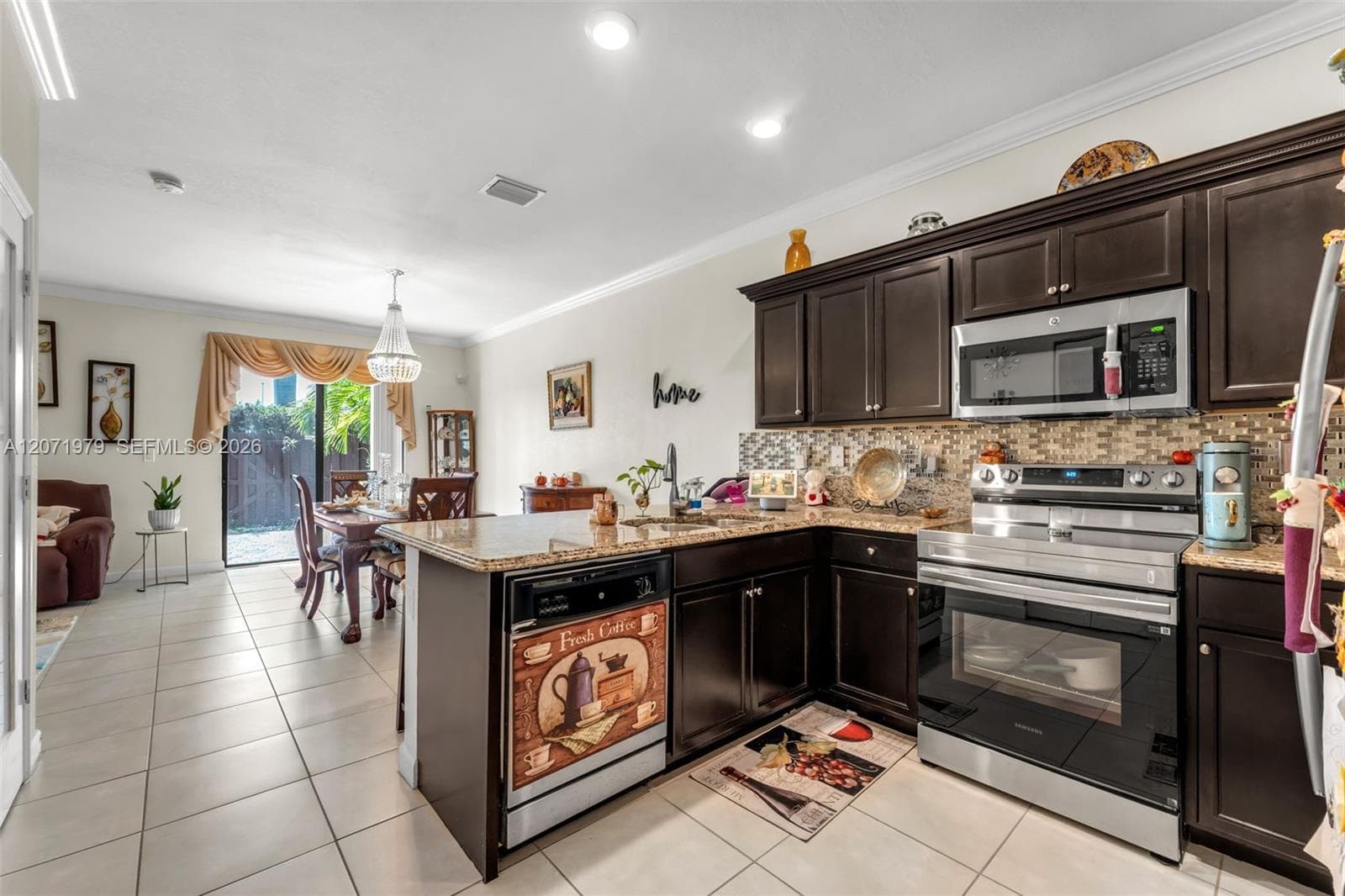 11472 SW 254th St photo 1
