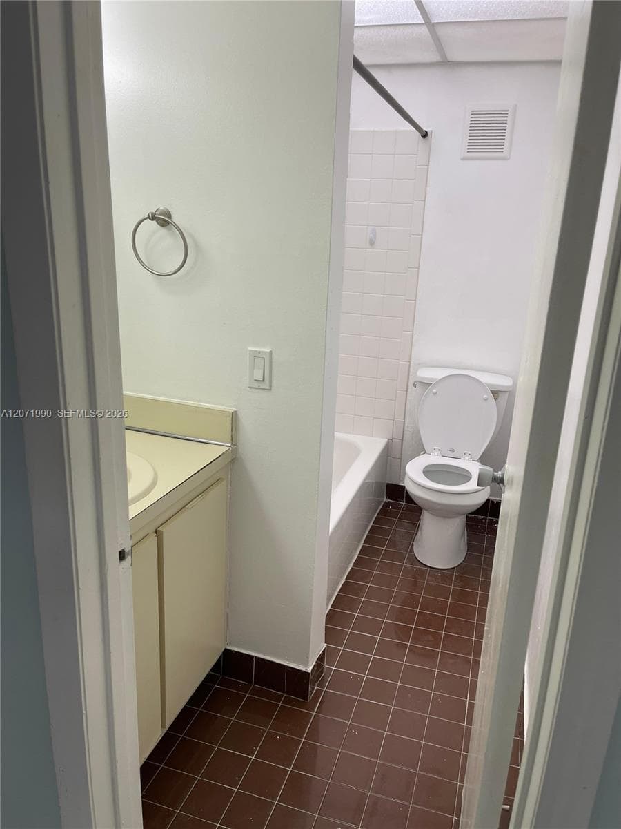 GREENTREE CONDO · #7 in Miami - Photo 10