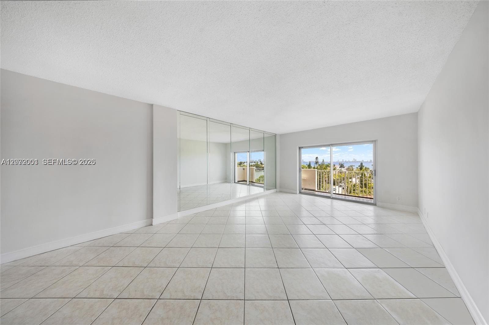 ISLAND PLACE AT NORTH BAY · #7J in North Bay Village - Photo 13