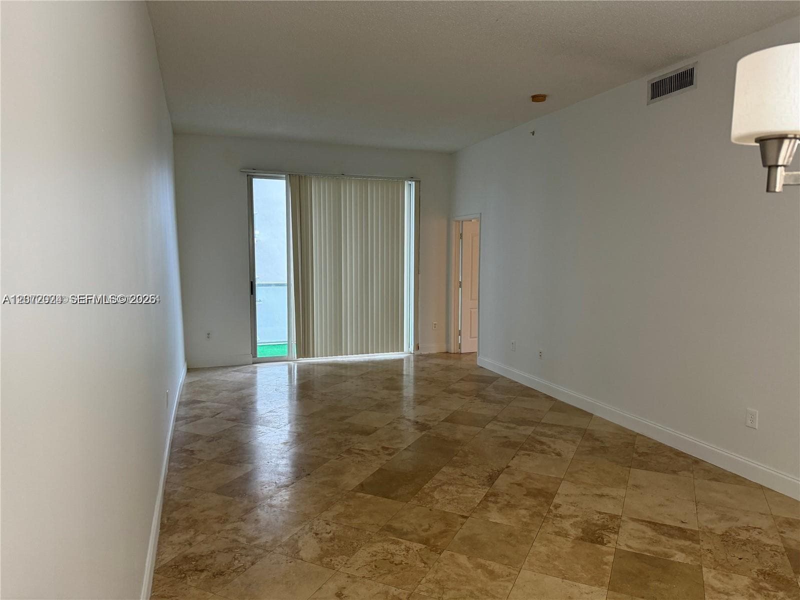 Blue Lagoon Condo · #615 in Miami - Photo 17