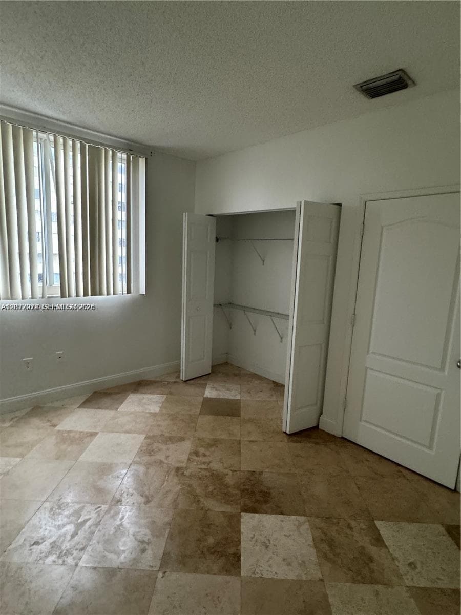 Blue Lagoon Condo · #615 in Miami - Photo 30