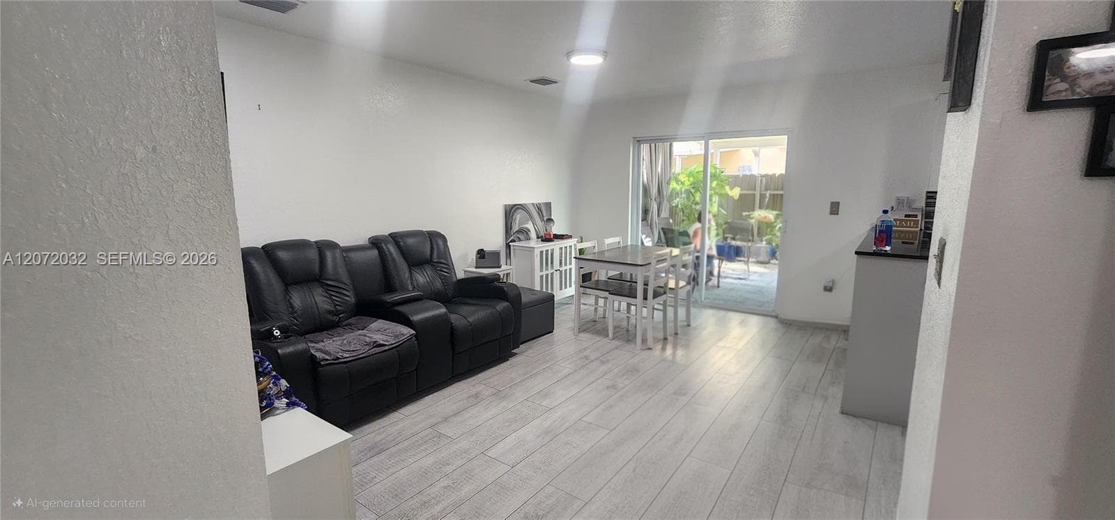 11424 NW 94th Pl #7 photo 4