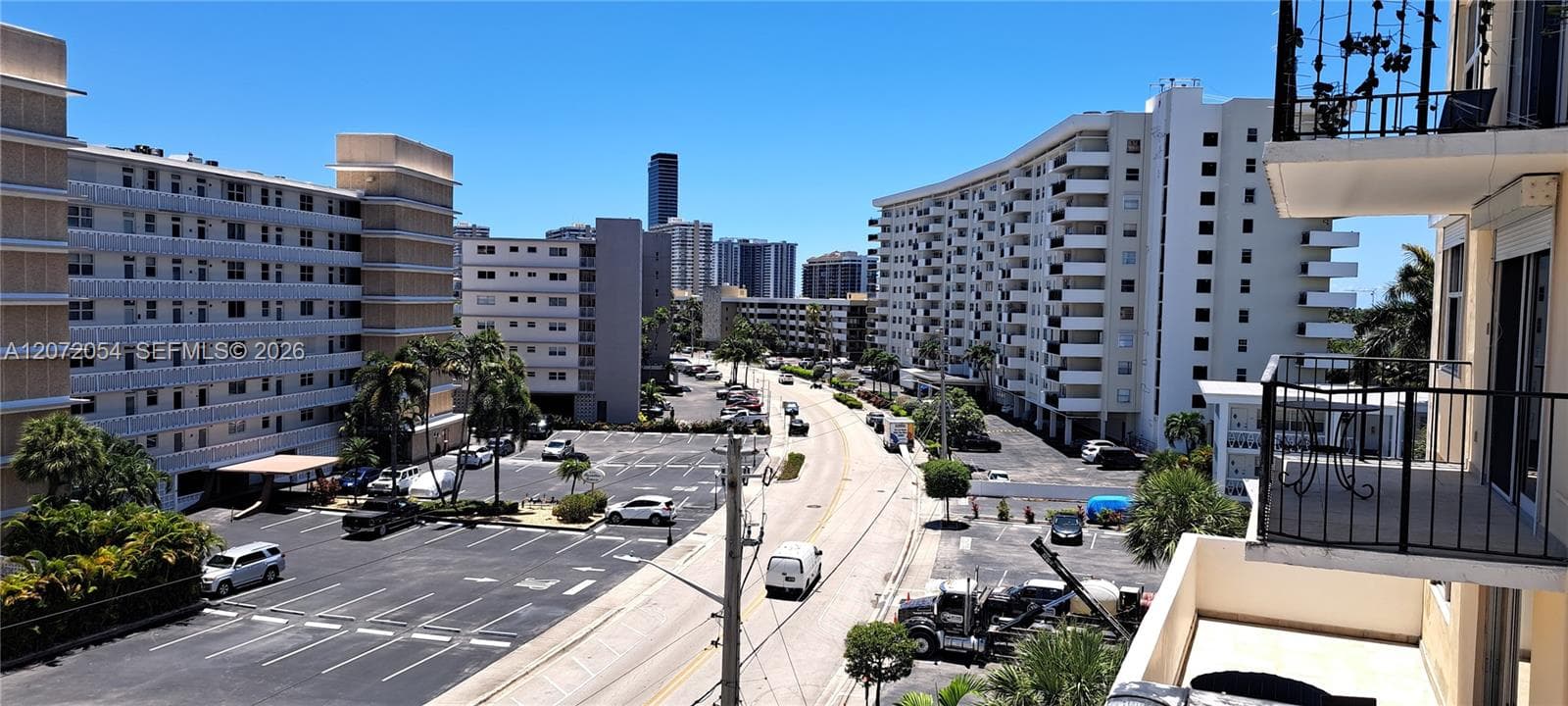 GOLDEN HORN SOUTH CONDO · #5H in Hallandale Beach - Photo 11