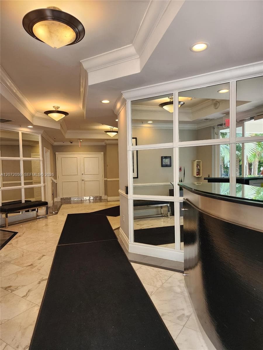 WEST BAY PLAZA CONDO · #506 in Miami Beach - Photo 3