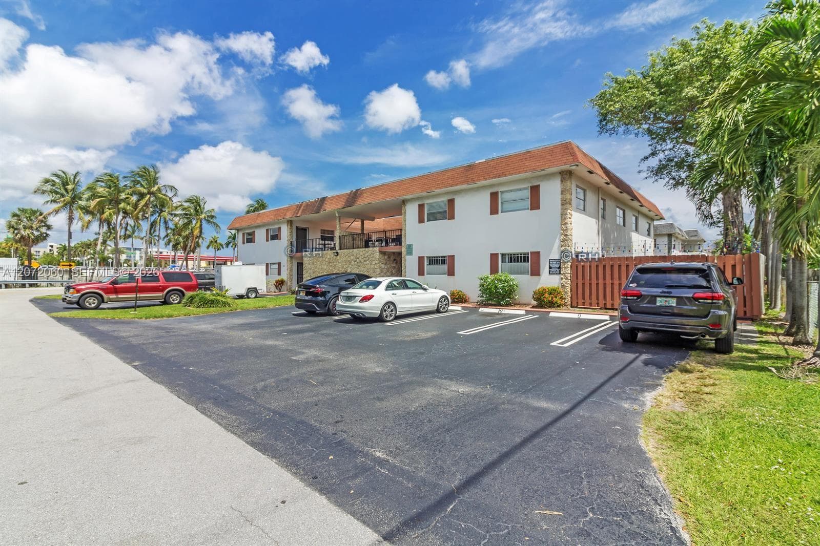 PARKWAY GARDENS · #6 in Pompano Beach - Photo 1