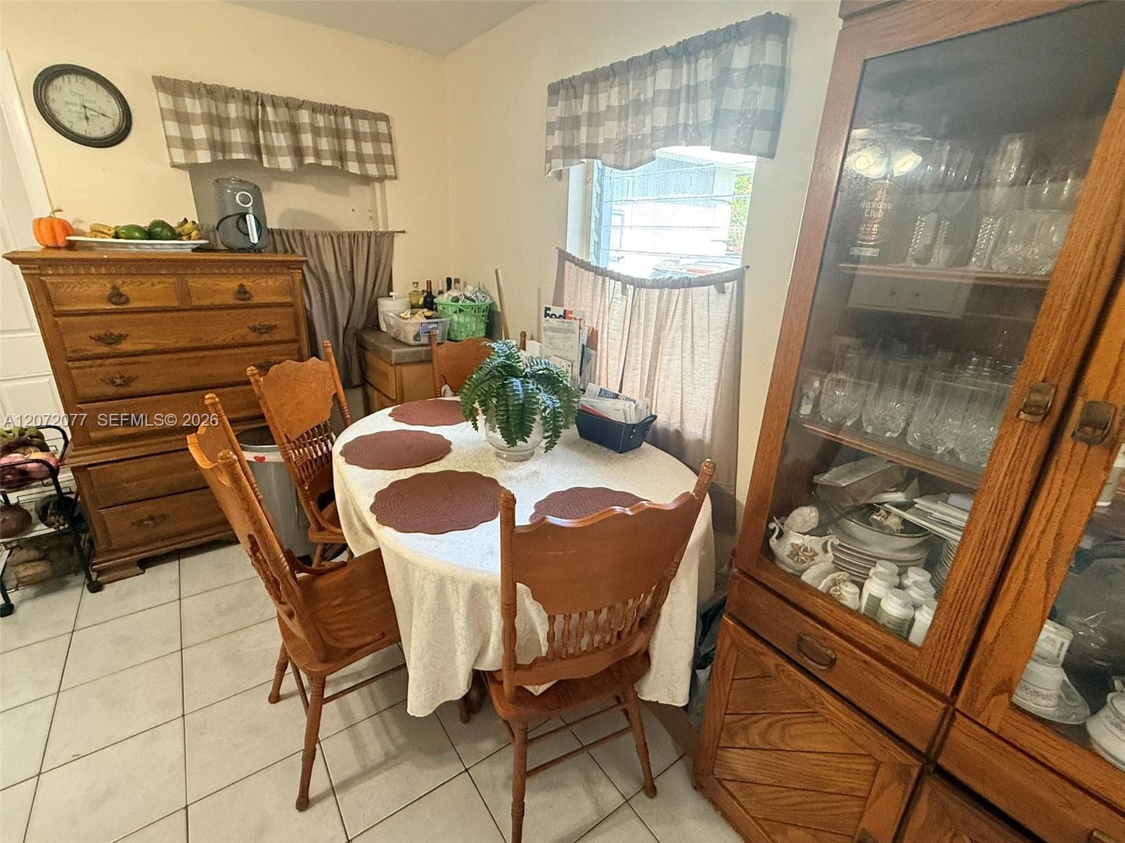 512 Independence Rd photo 4