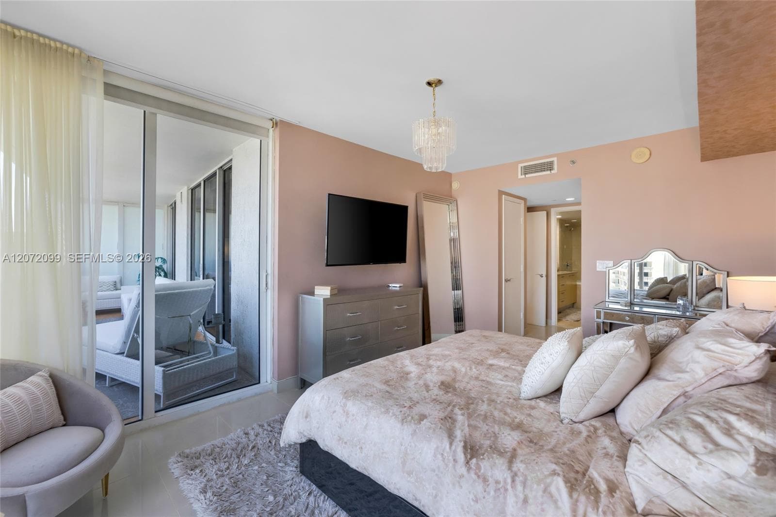 Beach Club Three · #1108 in Hallandale Beach - Photo 32