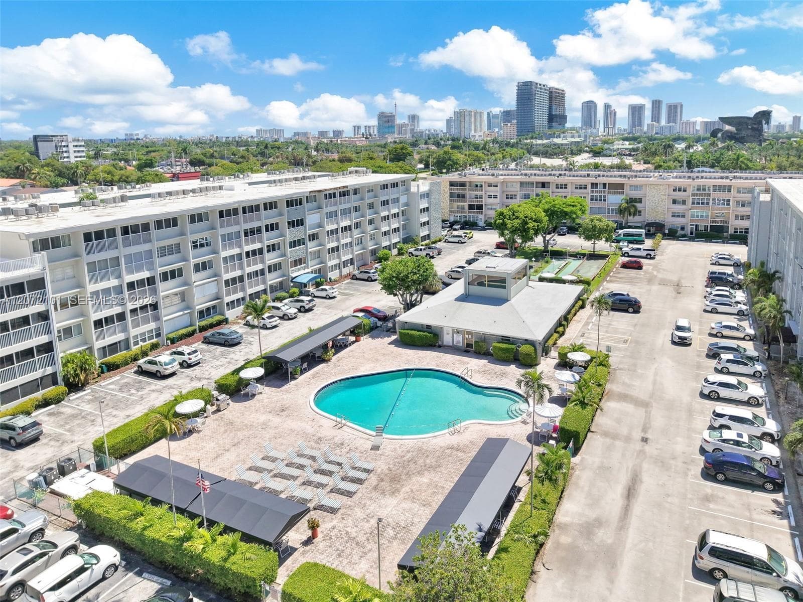FIRST GULFSTREAM GARDEN · #206B in Hallandale Beach - Photo 34