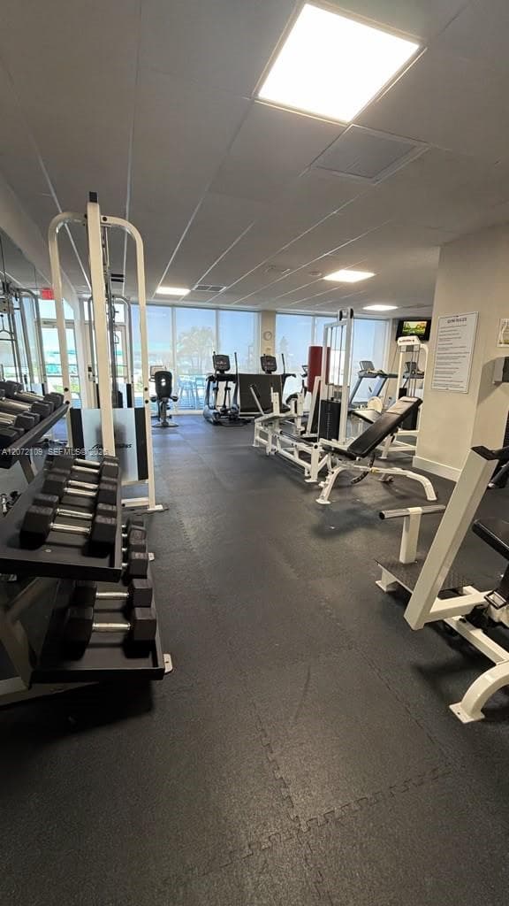 Parker Tower · #309 in Hallandale Beach - Photo 17