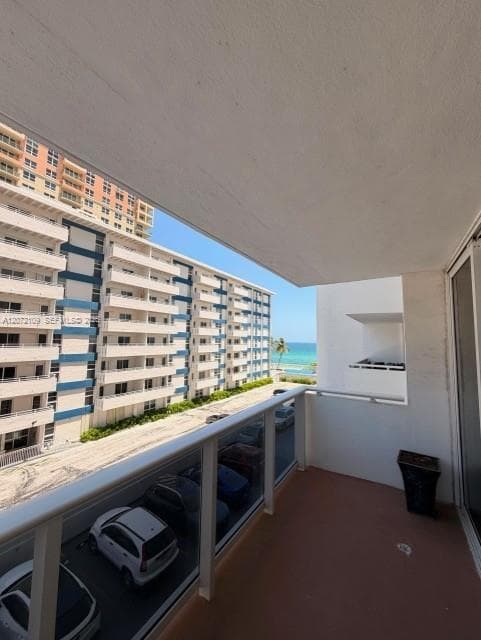 Parker Tower · #309 in Hallandale Beach - Photo 11