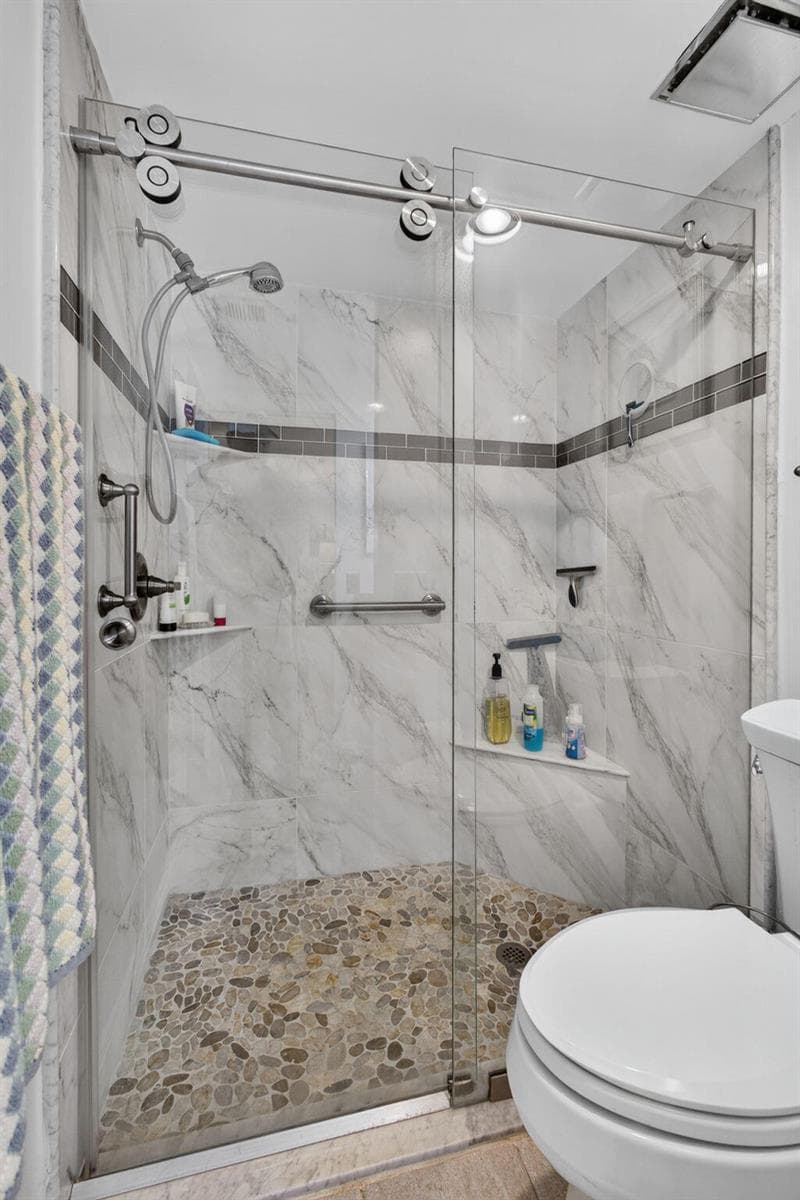 Mai Bath Shower