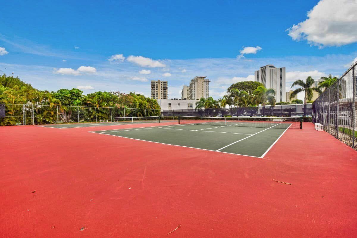 Tennis Courts