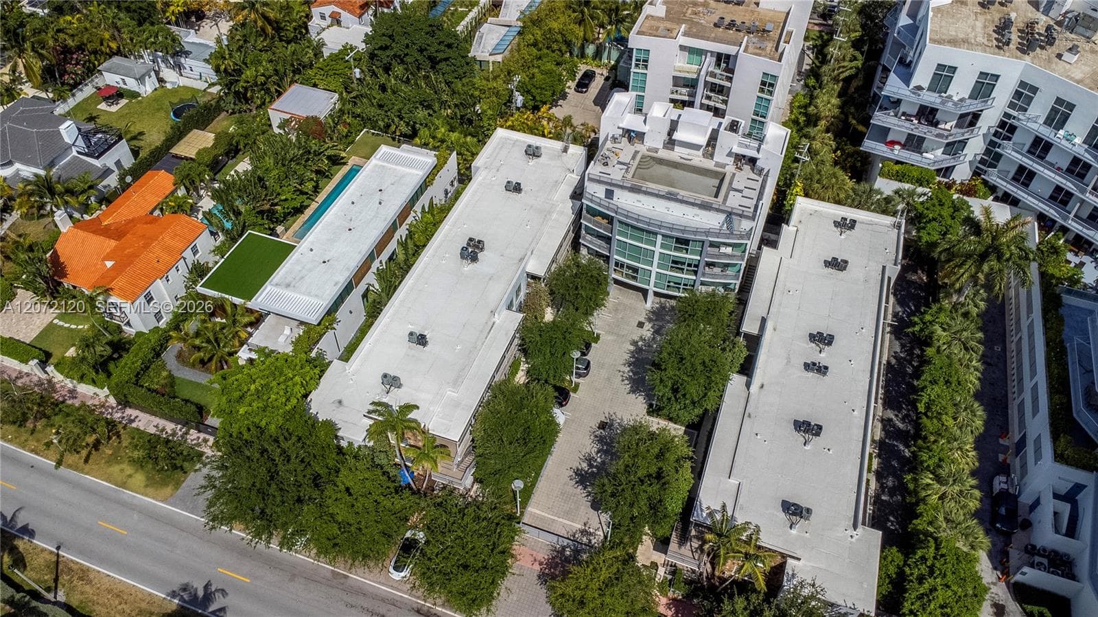 MID GOLF SUB · #2 in Miami Beach - Photo 24