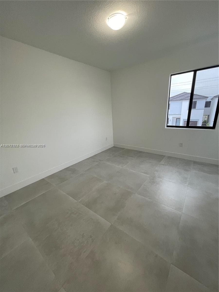 13624 SW 158th Ave photo 13